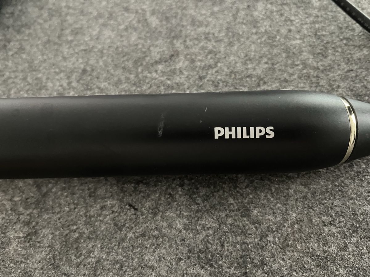 Philips Lockenstäbe & Haarglätter: Haarglätter Philips ionic Ceramic Platten guter Zustand – Neu (gemäss Beschreibung) aus Zürich von fra_mmt9 1