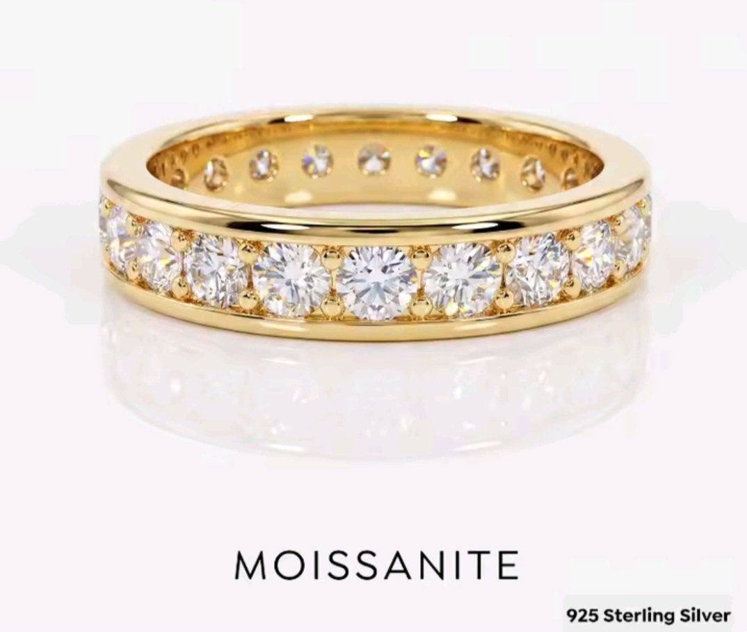 Bagues: Bague argent avec diamants de moissanite certifiés GRA – Neuf avec emballage d'origine à Reconvilier par Tsma67