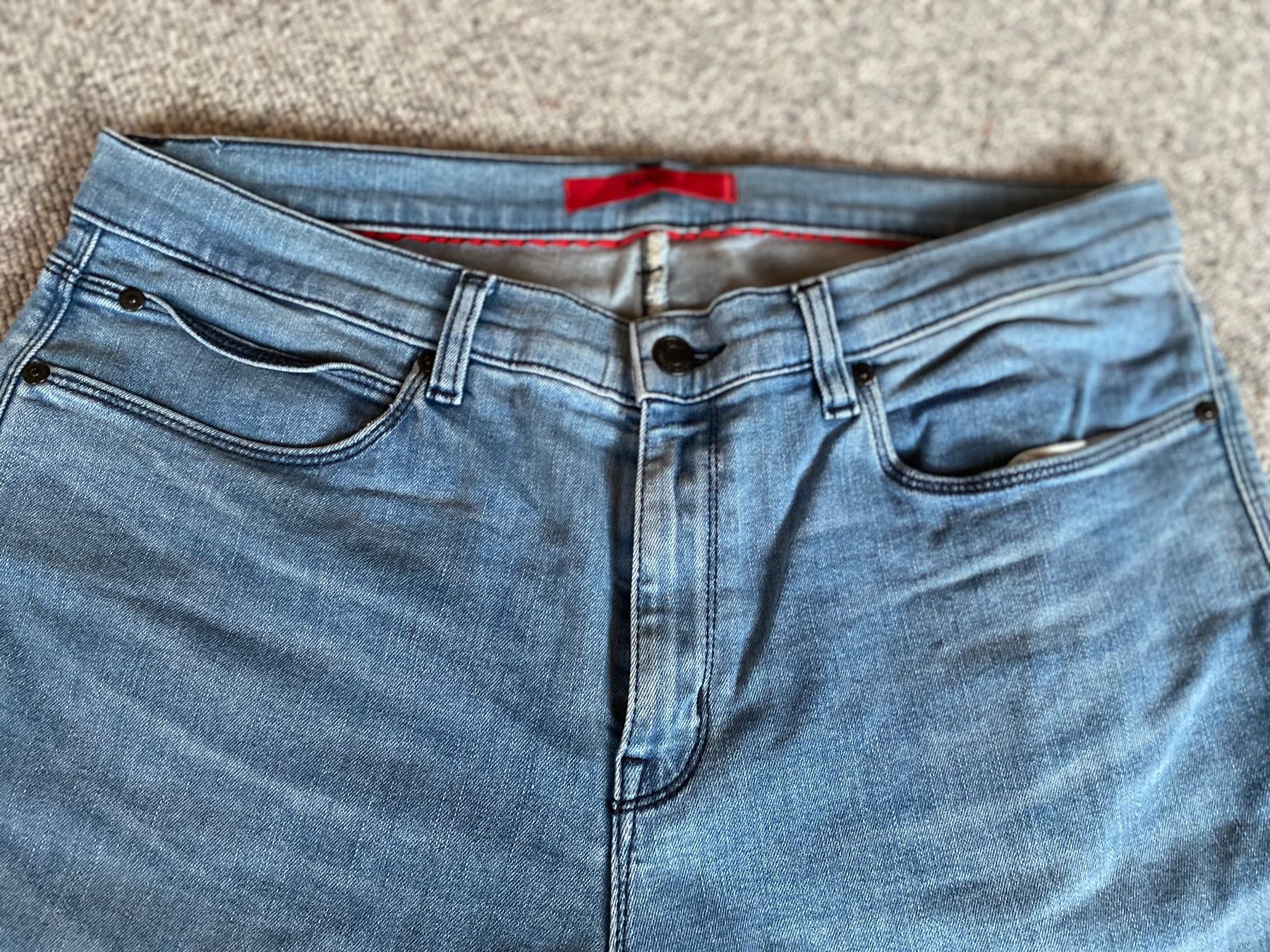 Hugo Boss Jeans: Jeans Hugo Boss – Neu (gemäss Beschreibung) aus Appenzell von Sonnschein_