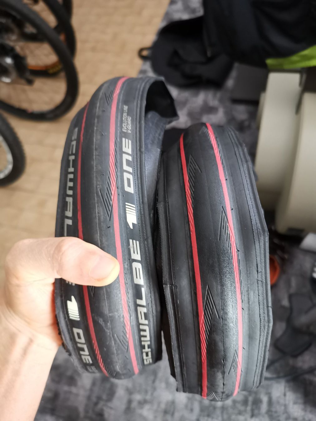 Altro in Scrittura & Disegno: 2x Schwalbe Pro 1 reifen 25mm – Usato da Bosco Luganese venduto da pagnamen 1