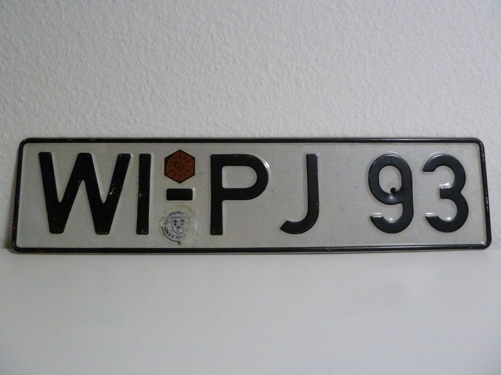 Nummernschild / Kfz-Kennzeichen Deutschland WI-PJ 93