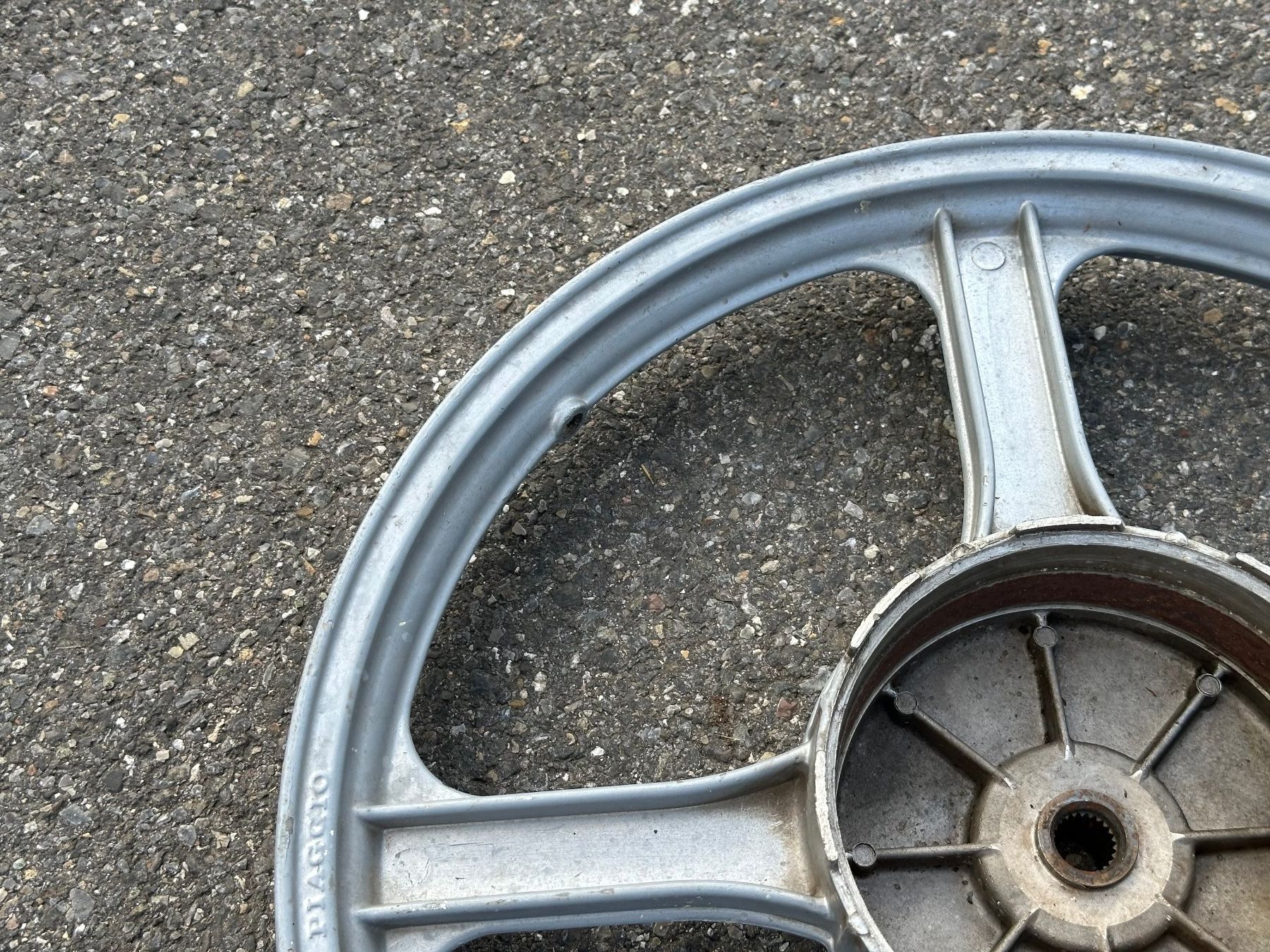 Piaggio Felgen: Hinterradfelge Guss Piaggio Ciao – Gebraucht aus Bünzen von Lukinxty 5