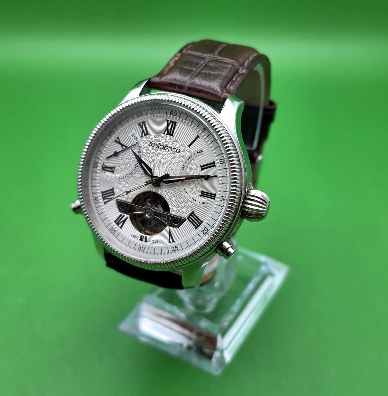 Longines Orologi: RESIDENCE AVIATOR OPEN HEART AUTOMATIC HERRENUHR DAY-DATE – Usato da Neftenbach venduto da Taschen-Uhren 9