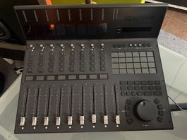 ICON V1-M inkl. Schutzhülle