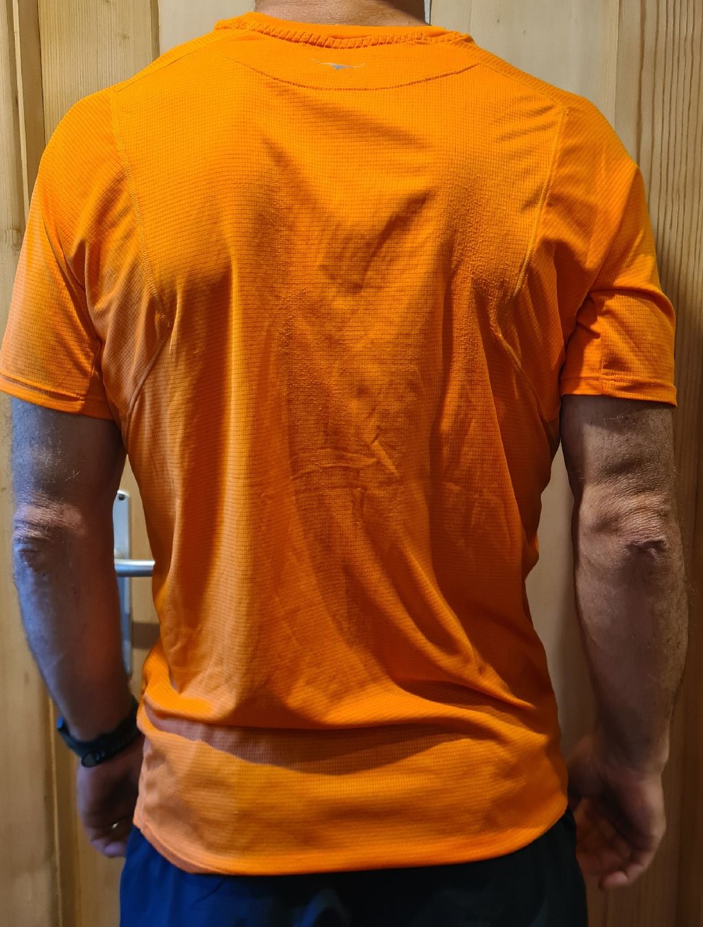 T-shirt: Tee-shirt light Hoka, taille S – Usato da Corbeyrier venduto da hel_t5mq 1