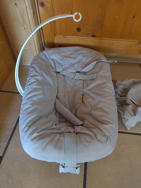 Stokke Sdraiette & Sdraiette a dondolo: Stokke Tripp Trapp Newborn Set – Usato da Einsiedeln venduto da Jackt91