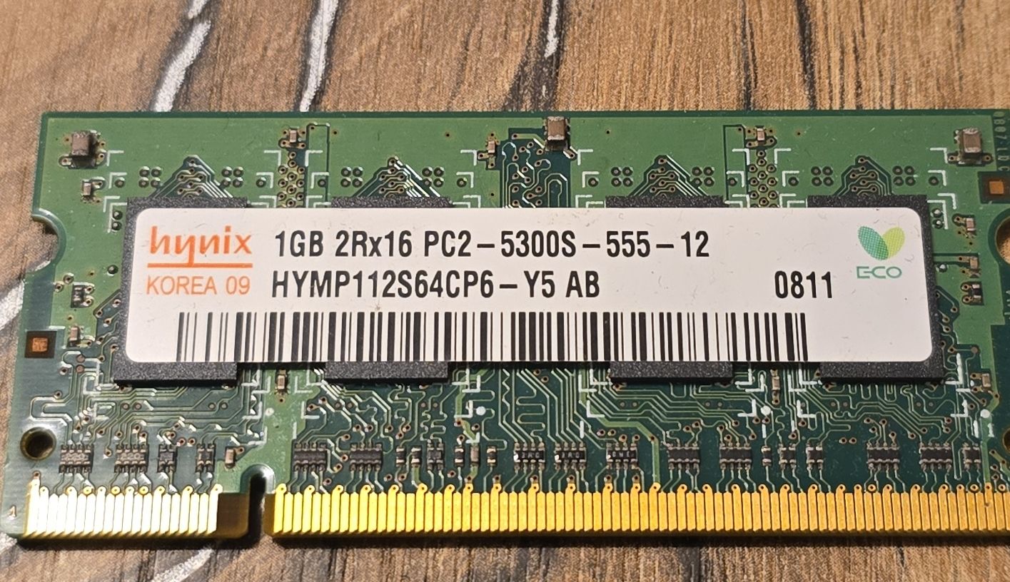 Memoria / RAM: Barrette Mémoire 1GB DDR2 PC2-5300S – Usato da La Chaux-de-Fonds venduto da orelg