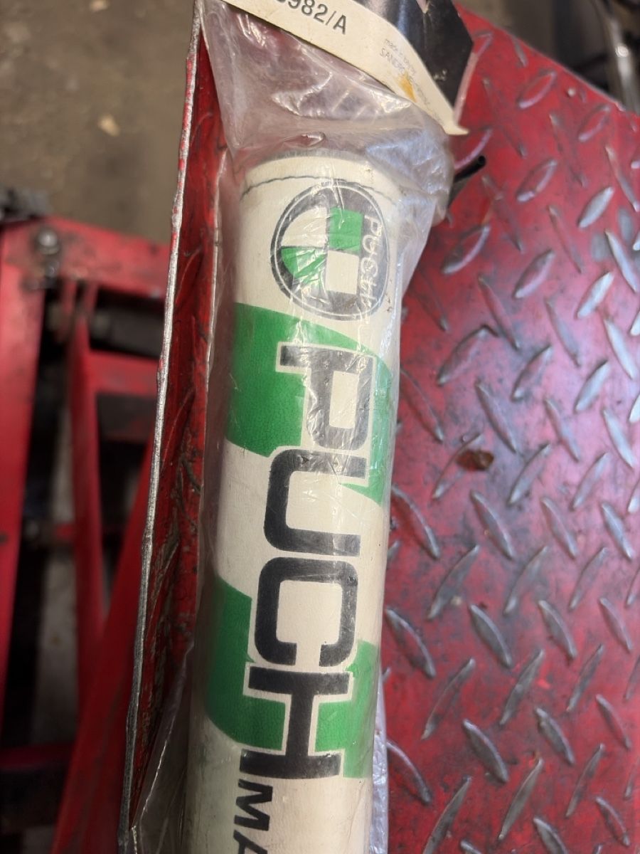Puch Cyclomoteurs: Puch Maxi Lenker Schutz  – Neuf avec emballage d'origine à huttwil par Pakora 2
