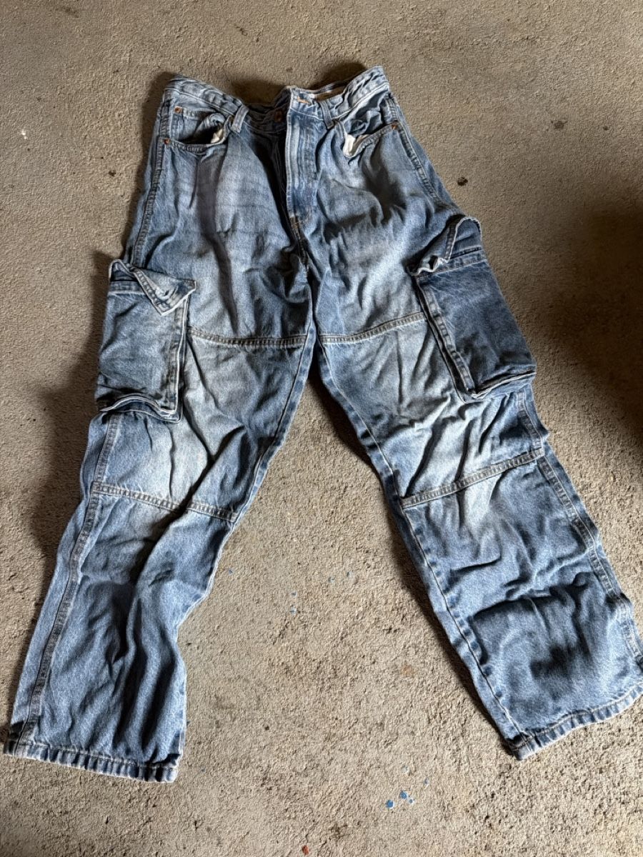 Bershka Jeans: BERSHKA TAILLE 38 – Usato da Yverdon-les-Bains venduto da joh_2h77