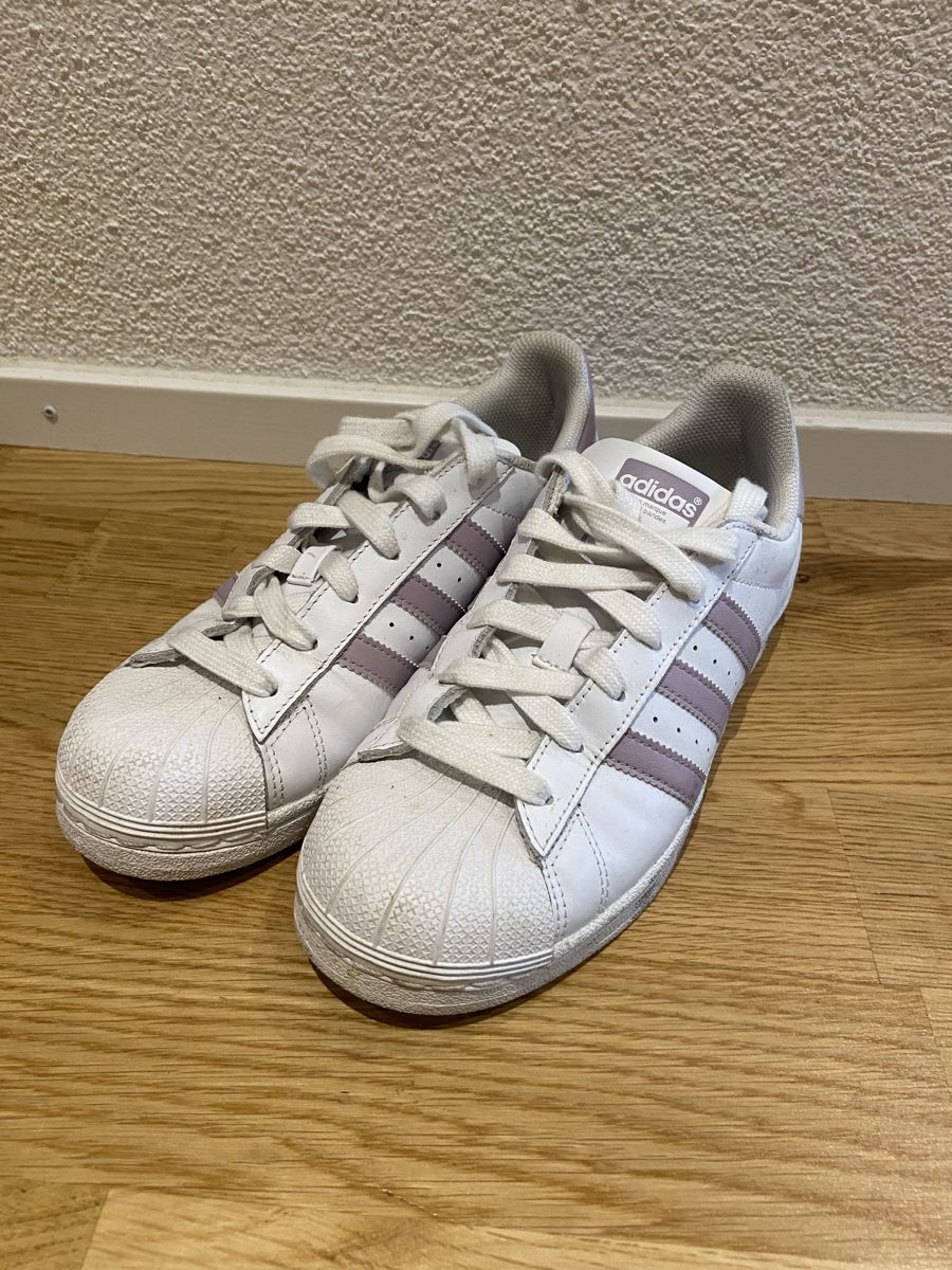 Adidas Scarpe da donna: Adidas Superstar Sneakers – Usato da Zürich venduto da oli_9dhs