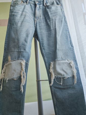 Jean H&M Relaxed Fit bleu déchiré 33/32
