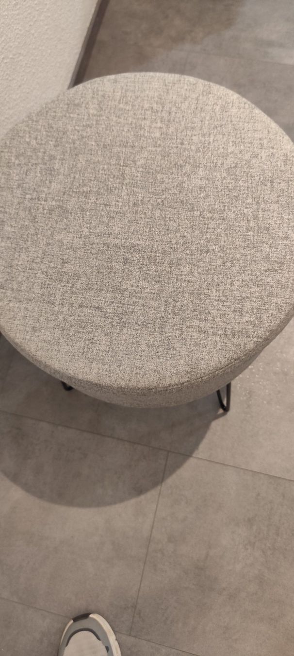 Hocker: Hocker mit Staufach – Gebraucht aus Zürich von Burnout3 2