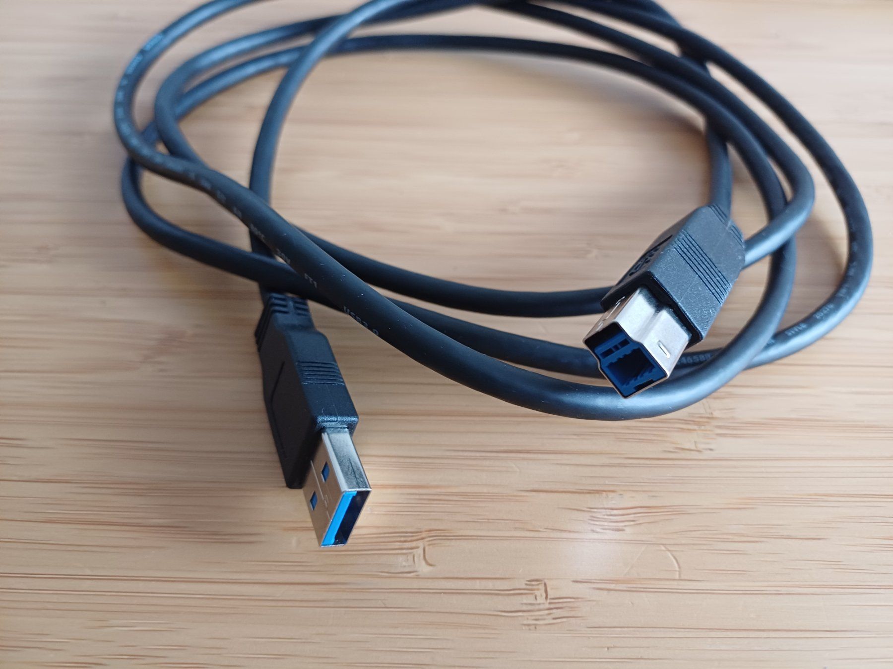 Cavi: Hotron USB 3 Kabel 1.8 m – Usato da Dübendorf venduto da rob_7b2s