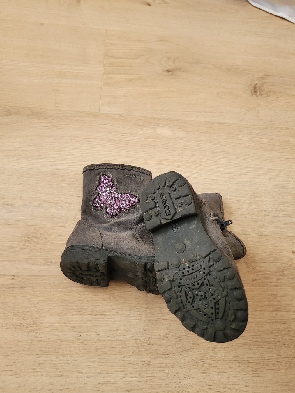 Geox Chaussures filles: Schuhe Geox Gr. 25 – D'occasion à Lupsingen par sta_wgg5 1