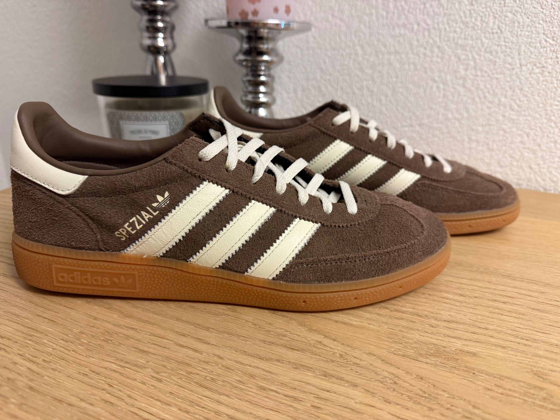 Adidas Herrenschuhe: Adidas Spezial braun Gr.40/2/3 – Gebraucht aus Visperterminen von ele_8n98