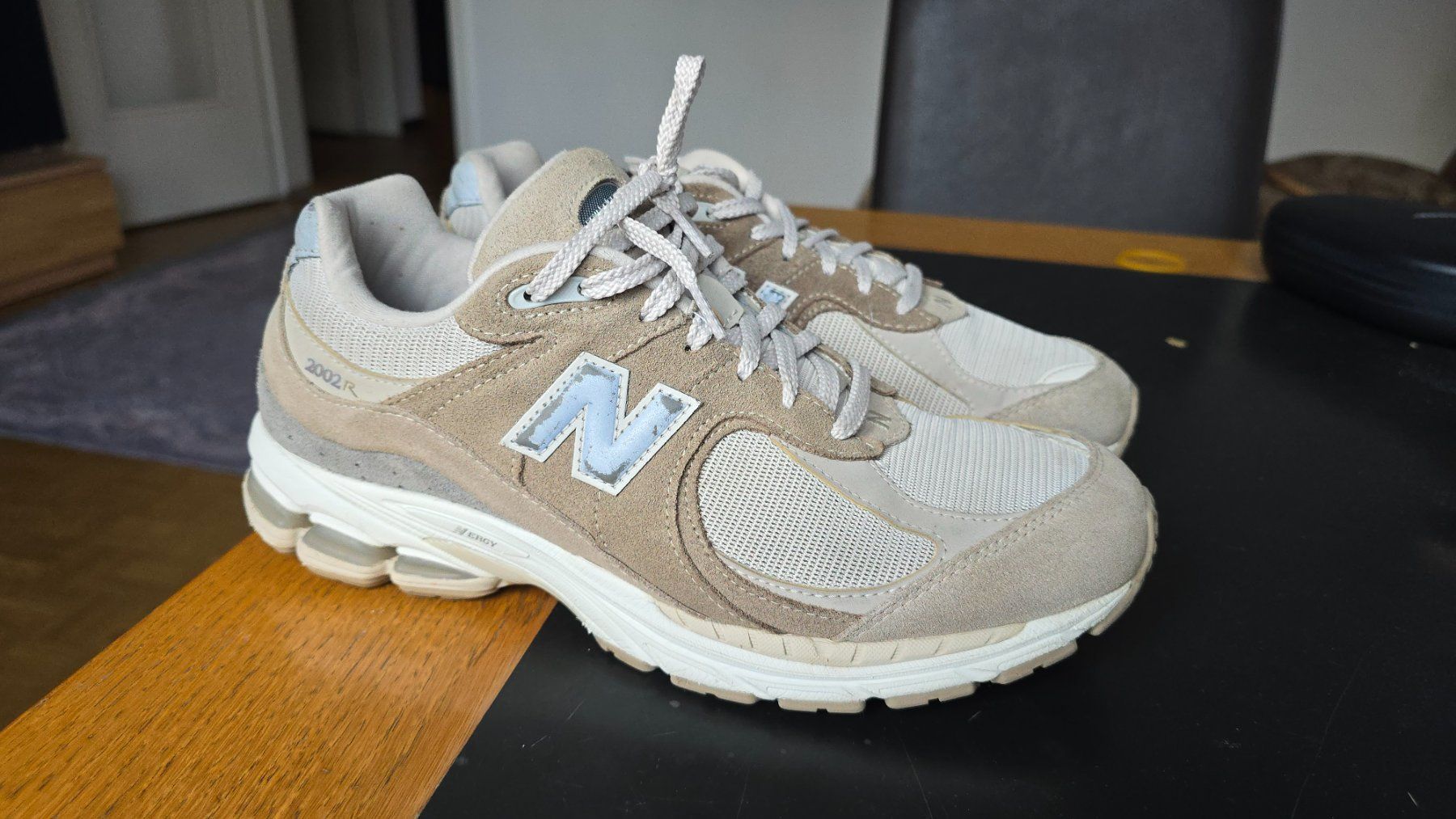 New Balance Herrenschuhe: New Balance 2002R Sneaker  .  EU 44 – Gebraucht aus Wallisellen von theblacksheep 7