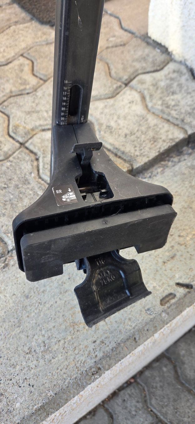 Thule Barres de toit: Thule Dachträger – D'occasion à Bonaduz par Topfirst 1