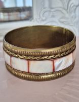 Traumhaftes Armband mit Muscheleinlage