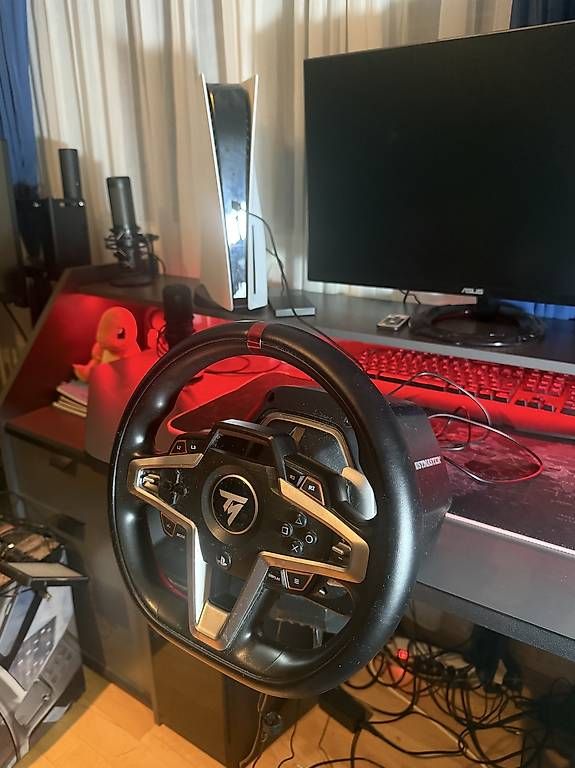 Controller: Thrustmaster T248 + T3PM Pedale  PS5 / PS4 / PC – Usato da bachenbülach venduto da G4609 3