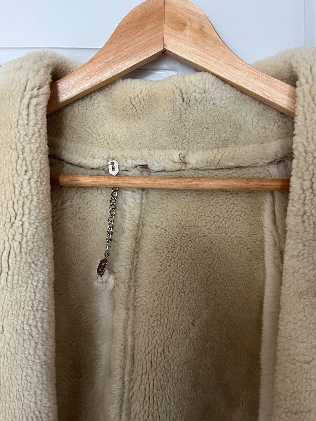 Jacken: Lammfelljacke hellbraun, kurz – Gebraucht aus Zürich von kel_kx2w 3