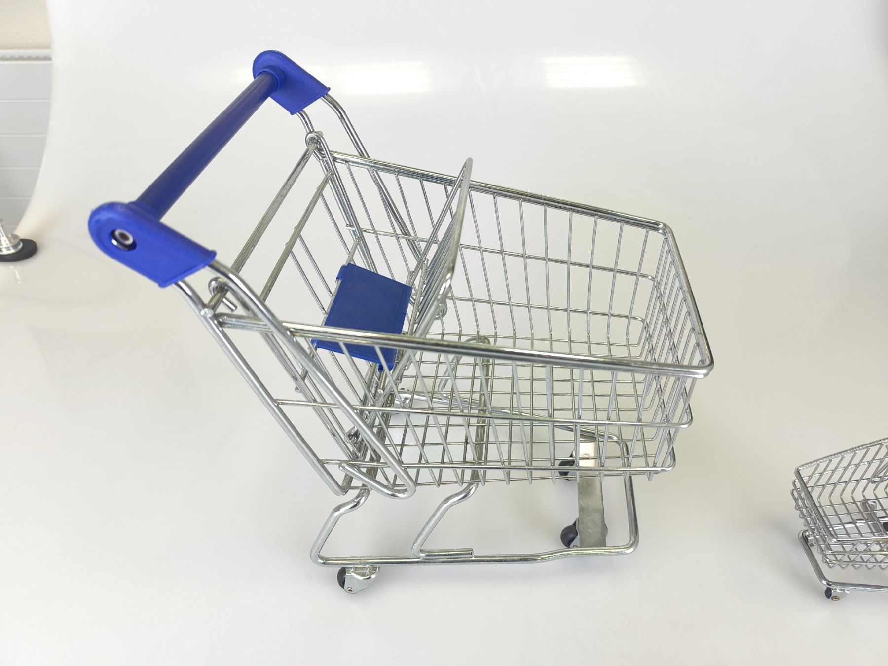Tutte le decorazioni: 2x Mini Einkaufswagen Deko Metall 33cm & 15cm – Usato da Rüti ZH venduto da Restwert_Rueti_ZH 4