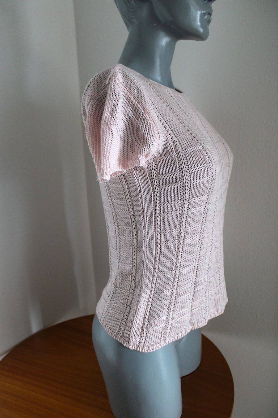 T-Shirts: Rosa Oberteil , verm. M – Gebraucht aus Locarno von madame-tus-sauds 1