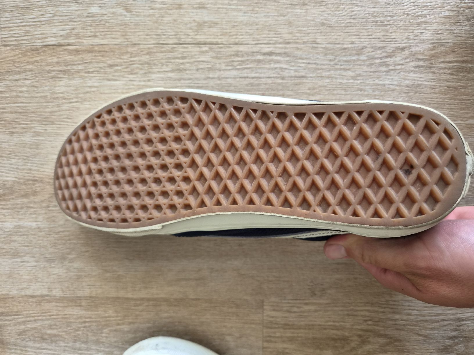 Vans Scarpe da uomo: Vans Cordura 44 – Usato da Tavannes venduto da set_kf2c 1