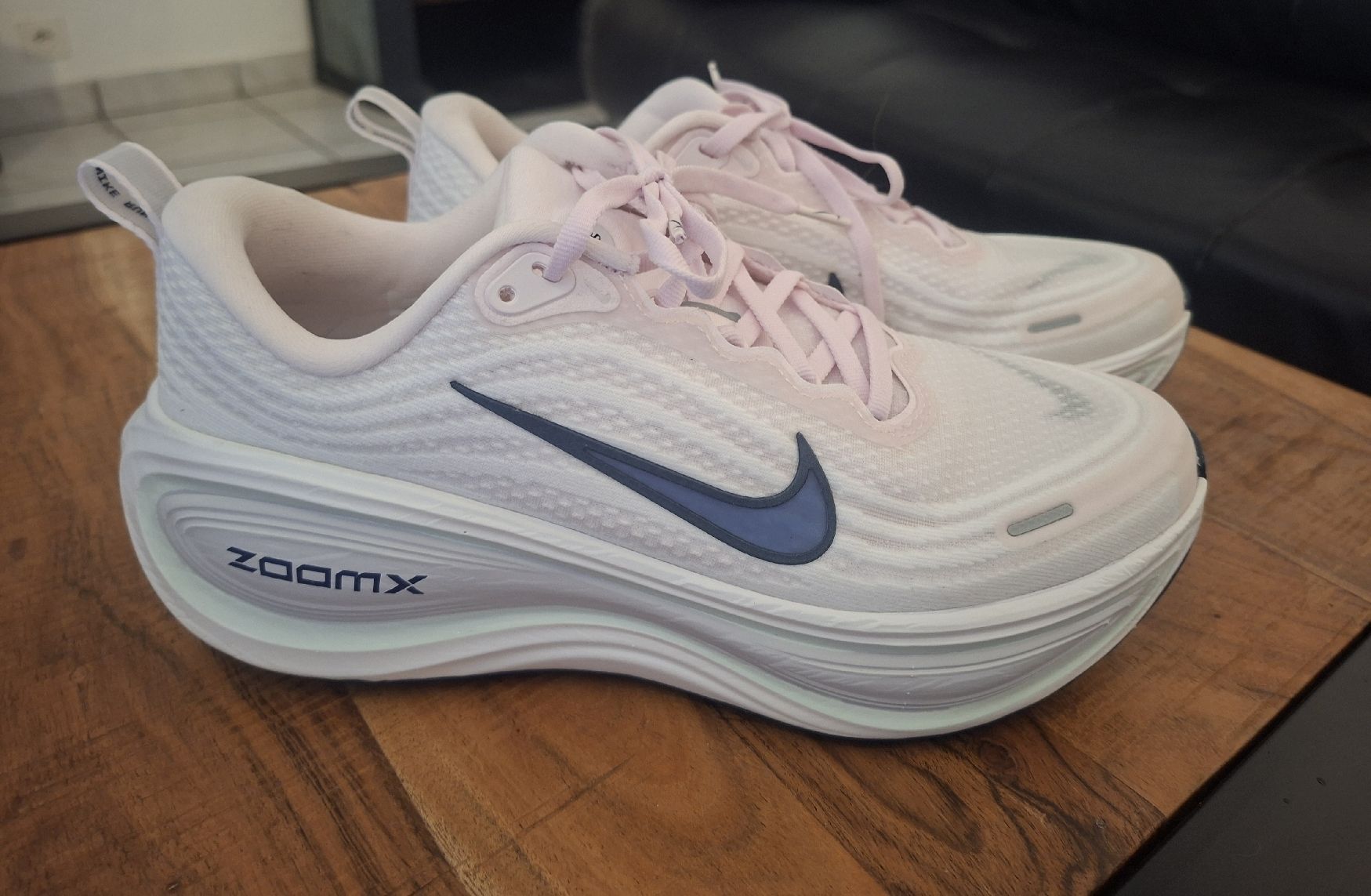 Nike Damenschuhe: Nike Vomero Plus – Neu (gemäss Beschreibung) aus Roveredo GR von Anna3007