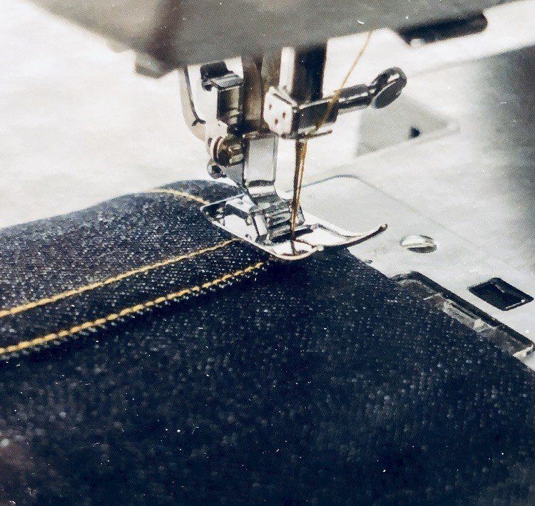 Singer Macchine da cucire: Singer Heavy Duty 6335M Denim – Nuovo e nell'imballaggio originale da Bottighofen venduto da zaap 2