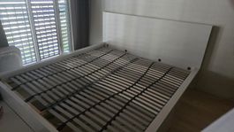 IKEA Malm Doppelbett weiss mit Lattenrost guter Zustand