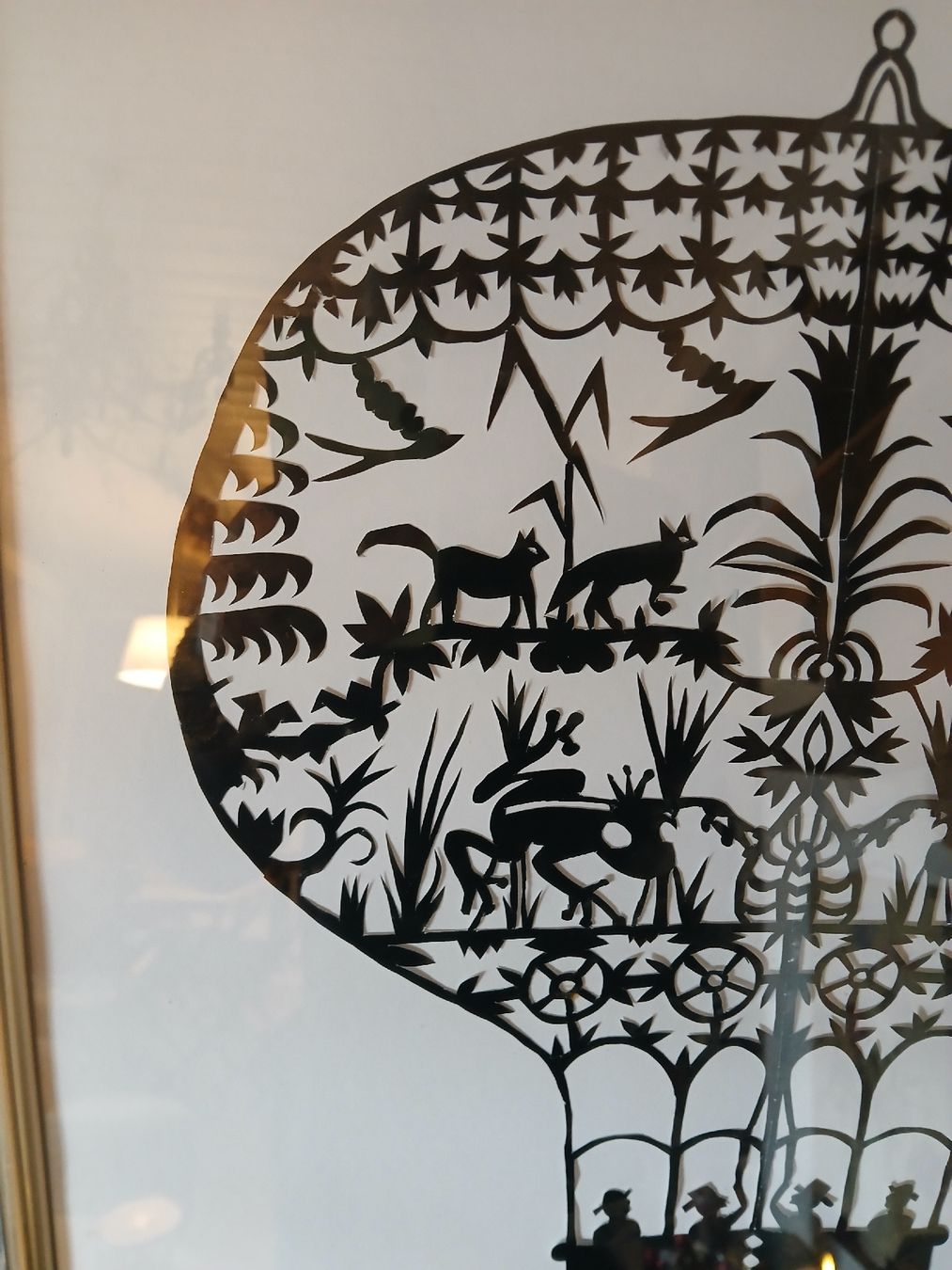 Dipinti: Tableau Découpage Montgolfière Unique et Encadré – Usato da Corcelles-Payerne venduto da evalyne 1