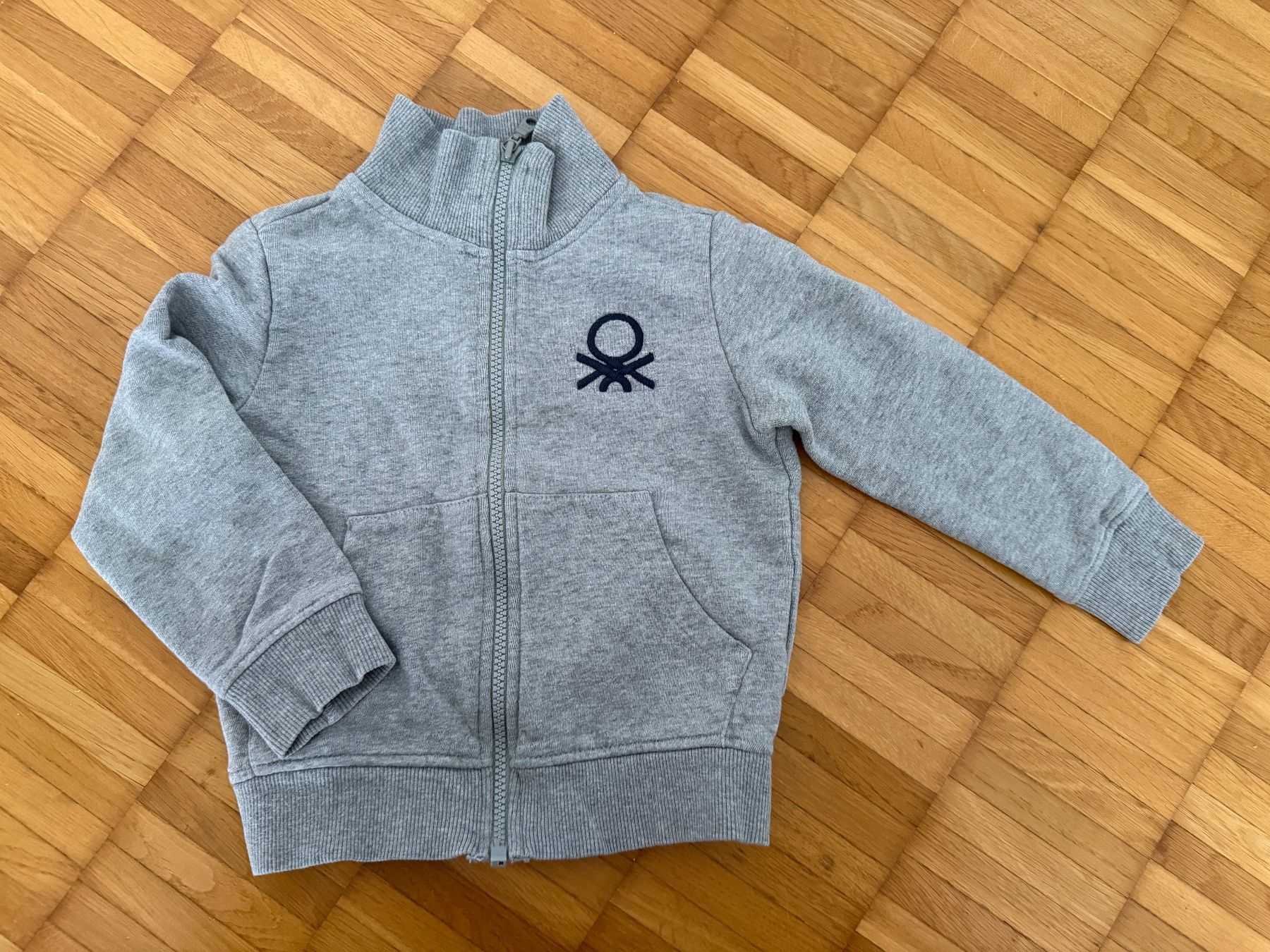Benetton Giacche & Cappotti: Benetton Strickjacke Gr  98 – Usato da Richterswil venduto da Eunoia85