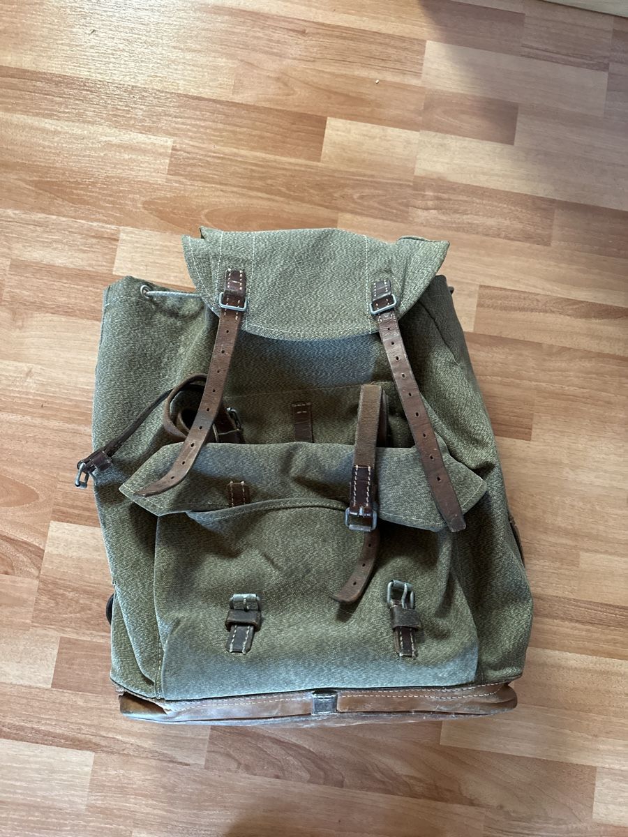 Schweizer Armee Zaini: Militär Rucksack Schweizer Armee alt – Usato da St. Gallen venduto da mai_zpt7