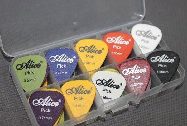 Musikinstrumente: Plektrum Set 30 Stück – Neu und originalverpackt aus Dintikon von Vexi 1