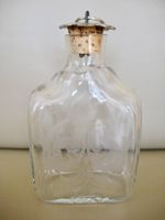 Altes Schnaps Fläschchen geätzt / Flühli Glas  ?