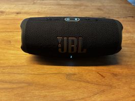 JBL Charge 5