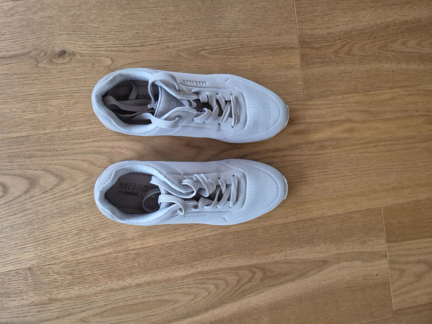 Skechers Chaussures femmes: Sketchers Sneaker Gr. 38 – D'occasion à Windisch par Jewi1