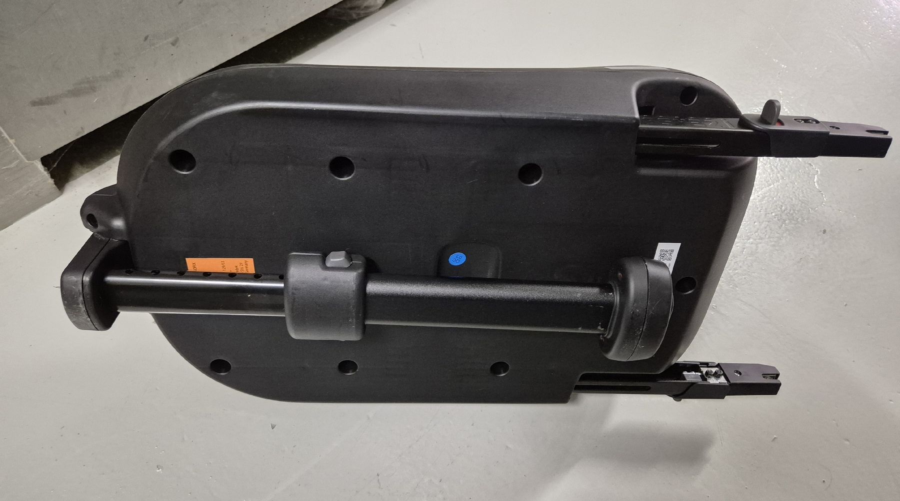 Seggiolini per auto: Babyschale + Isofix-Basisstation–Neuwertig – Nuovo (secondo la descrizione) da Wettingen venduto da mcu_67 4