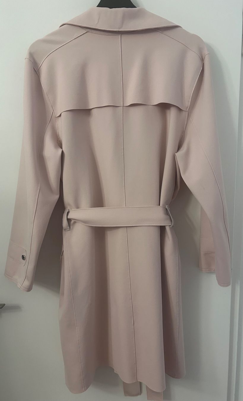 Marc Cain Mäntel: Marc Cain Trenchcoat rosa – Gebraucht aus Zürich von OLDandNEW. 1