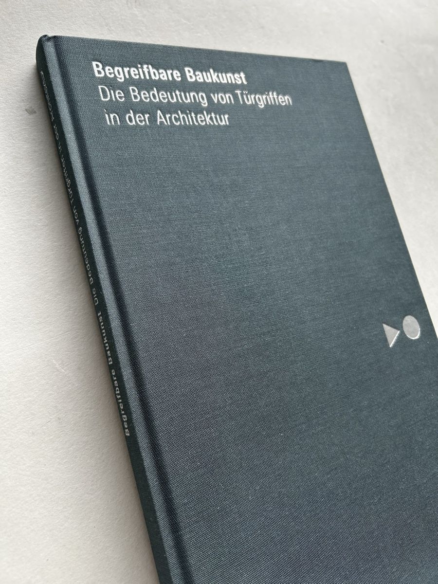 Bücher: Architecture Book: Door Handles & Design,  Tūrgriffe – Gebraucht aus Zürich von Coffeetable88 6
