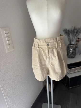 Zara Shorts, Beige, Grösse 40, Sommer Must-have!