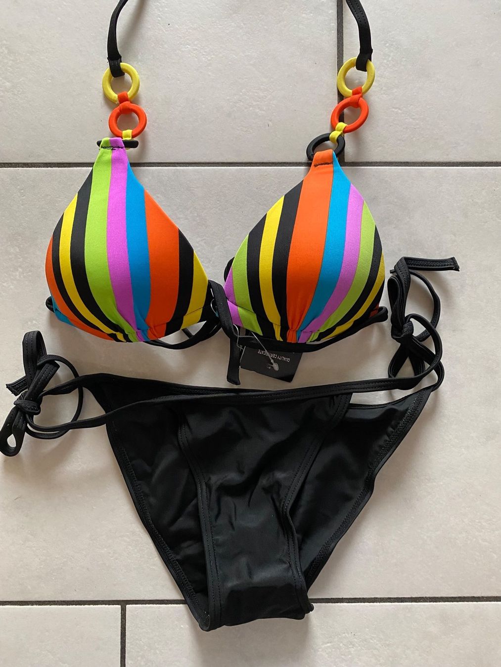 Costumi da bagno & Bikini: Bikini Sanselle - Grösse 34 - Schwarz/Multicolor – Nuovo e nell'imballaggio originale da Eschenbach SG venduto da Peachick