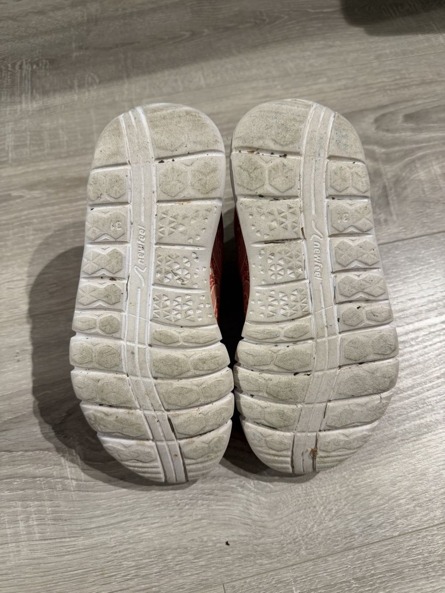 Scarpe per ragazze: Mädchen Turnschuh Gr 31 – Usato da Dürnten venduto da NicAuer 1