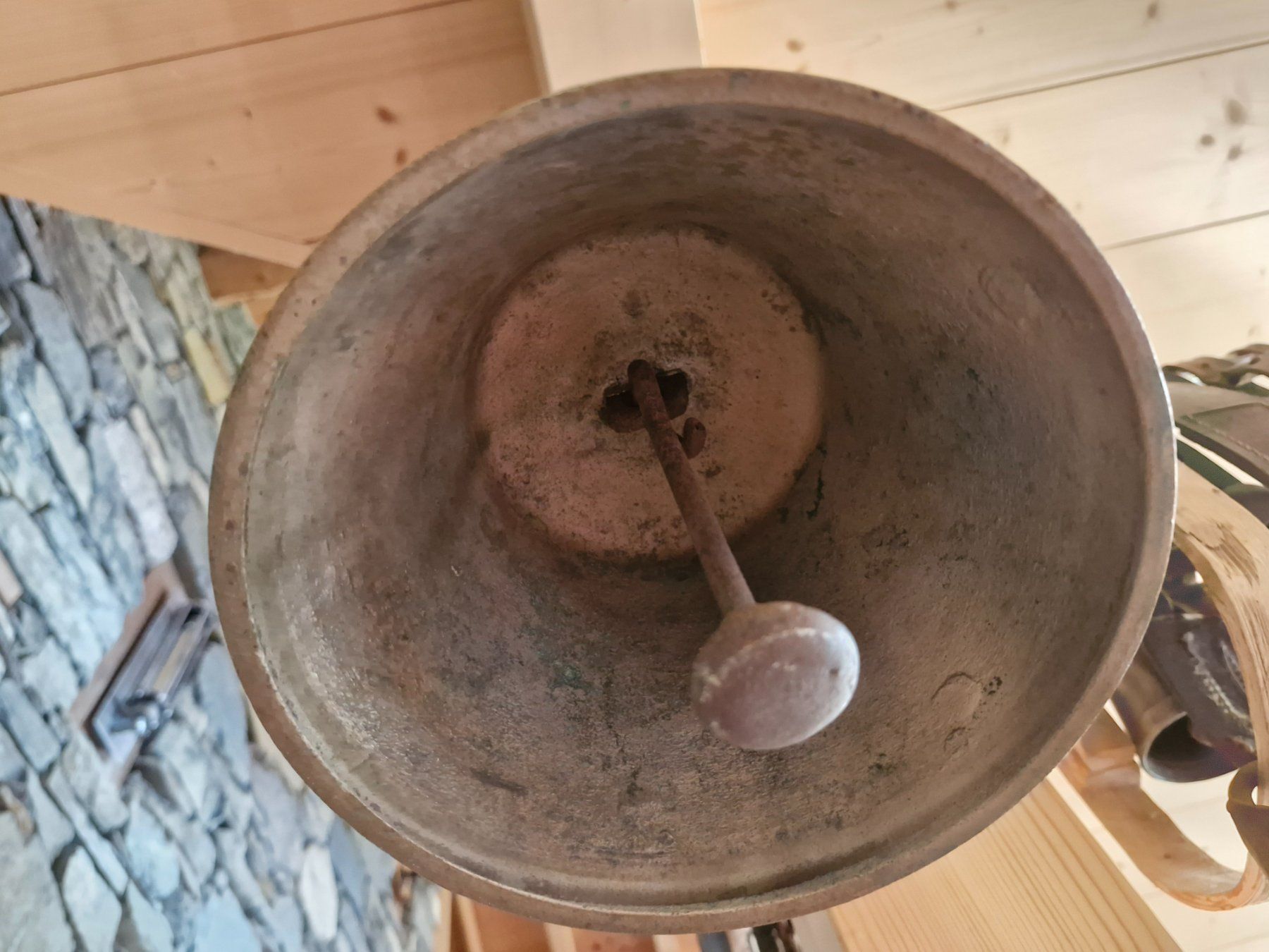Cloches & sonnailles: Glocke Treichel – D'occasion à Guarda par rue_bpd7 3