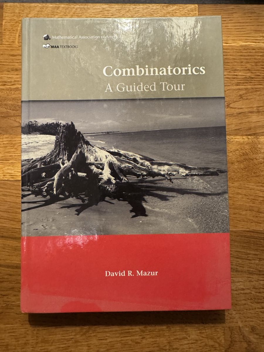Bücher: Combinatorics A Guided Tour by David R. Mazur Book – Gebraucht aus Zürich von ambizio