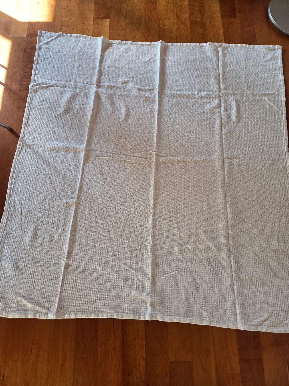 Coperte: 1 weisser Bettüberwurf / Decke – Usato da St. Gallen venduto da Razoon77 3