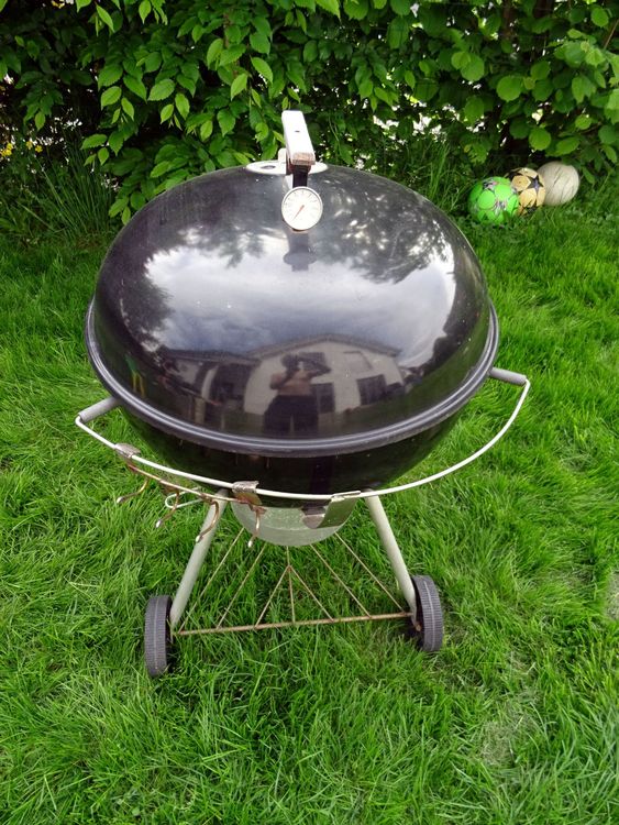 Verwunderlich Weber Grill Kohle Bild
