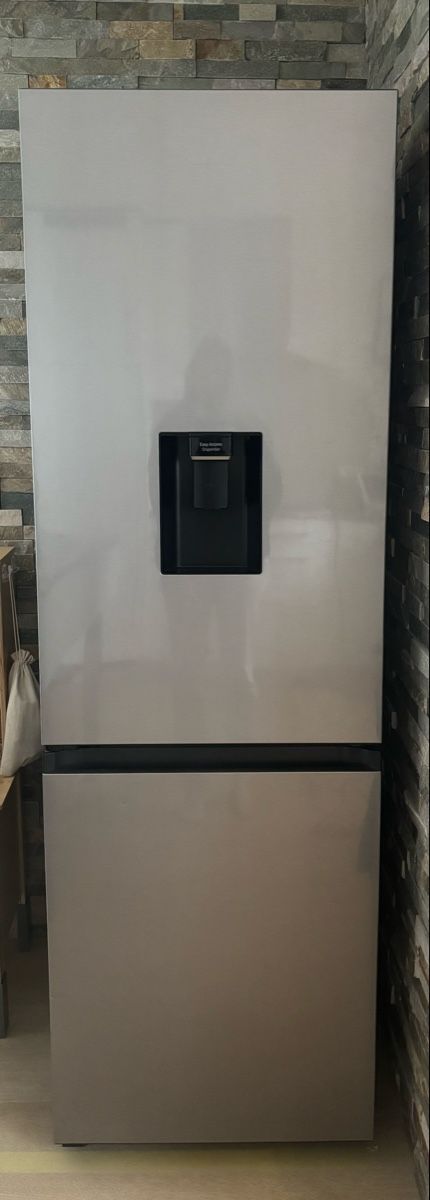 Samsung Frigoriferi: Samsung Kühlschrank – Usato da Hüttikon venduto da RST5991