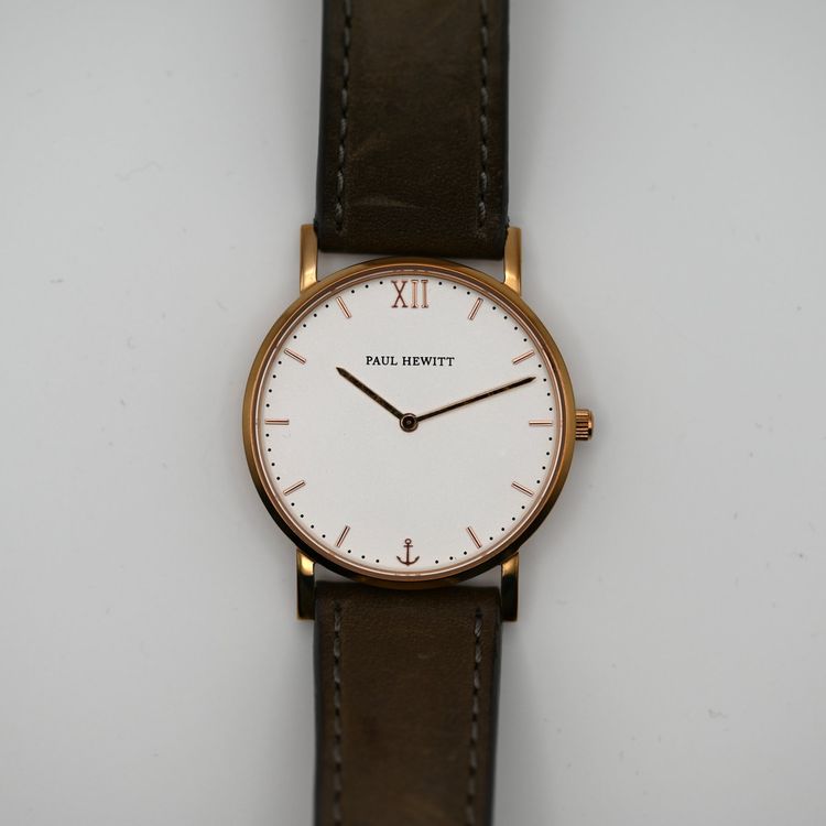 Montre BICHE DE BERE Dame Neuve De Stock - Cadran Muet Blanc, Bracelet Cuir Noir, Pile Neuve