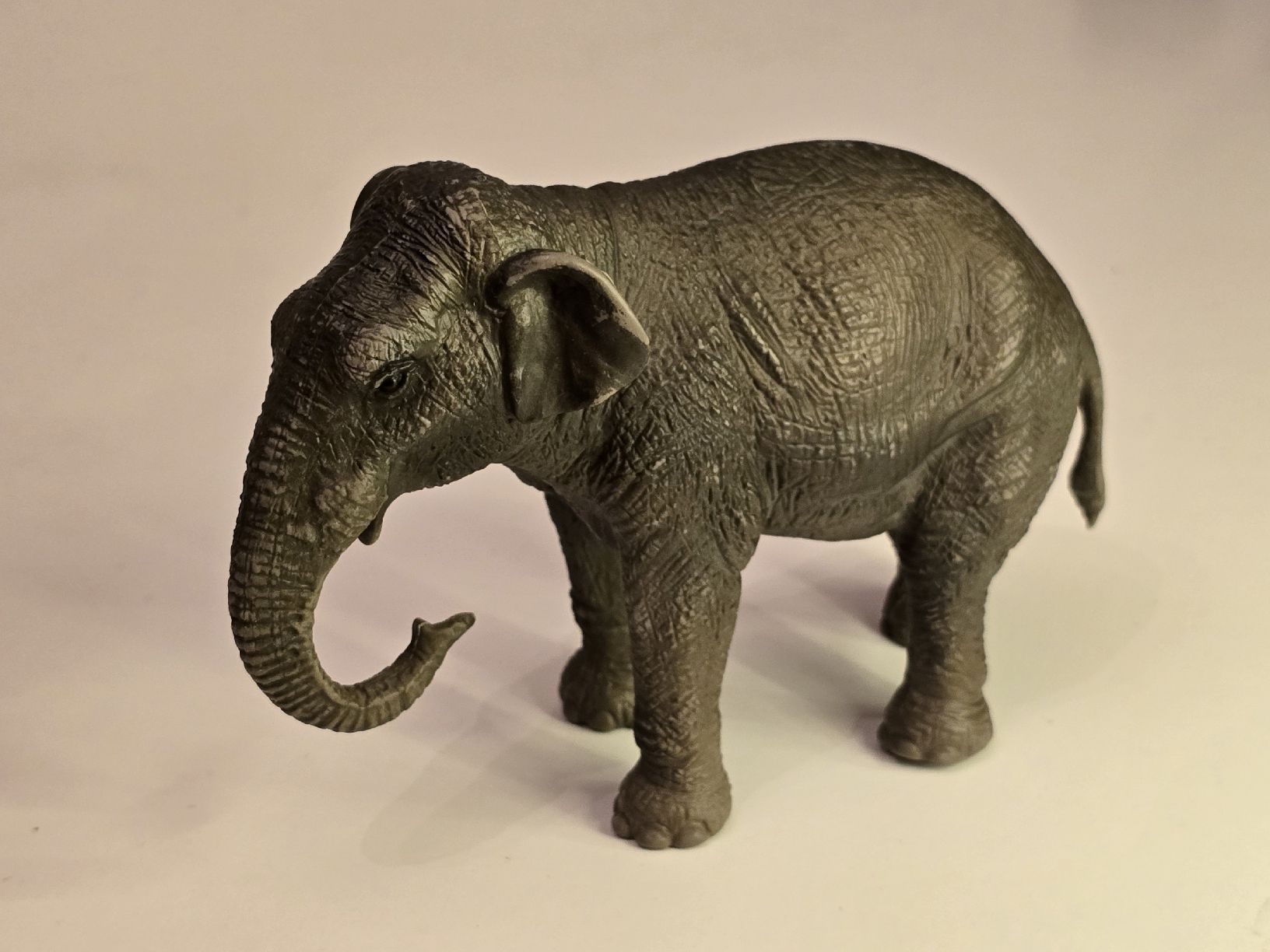 Bullyland Statuette: Bullyland Elefant gross (10cm) – Usato da Teufenthal AG venduto da thuzsu